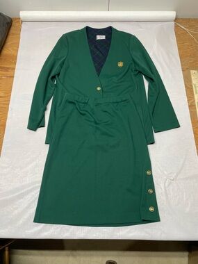 Women's Emerald Green Blazer and Skirt Set with Crest Detail